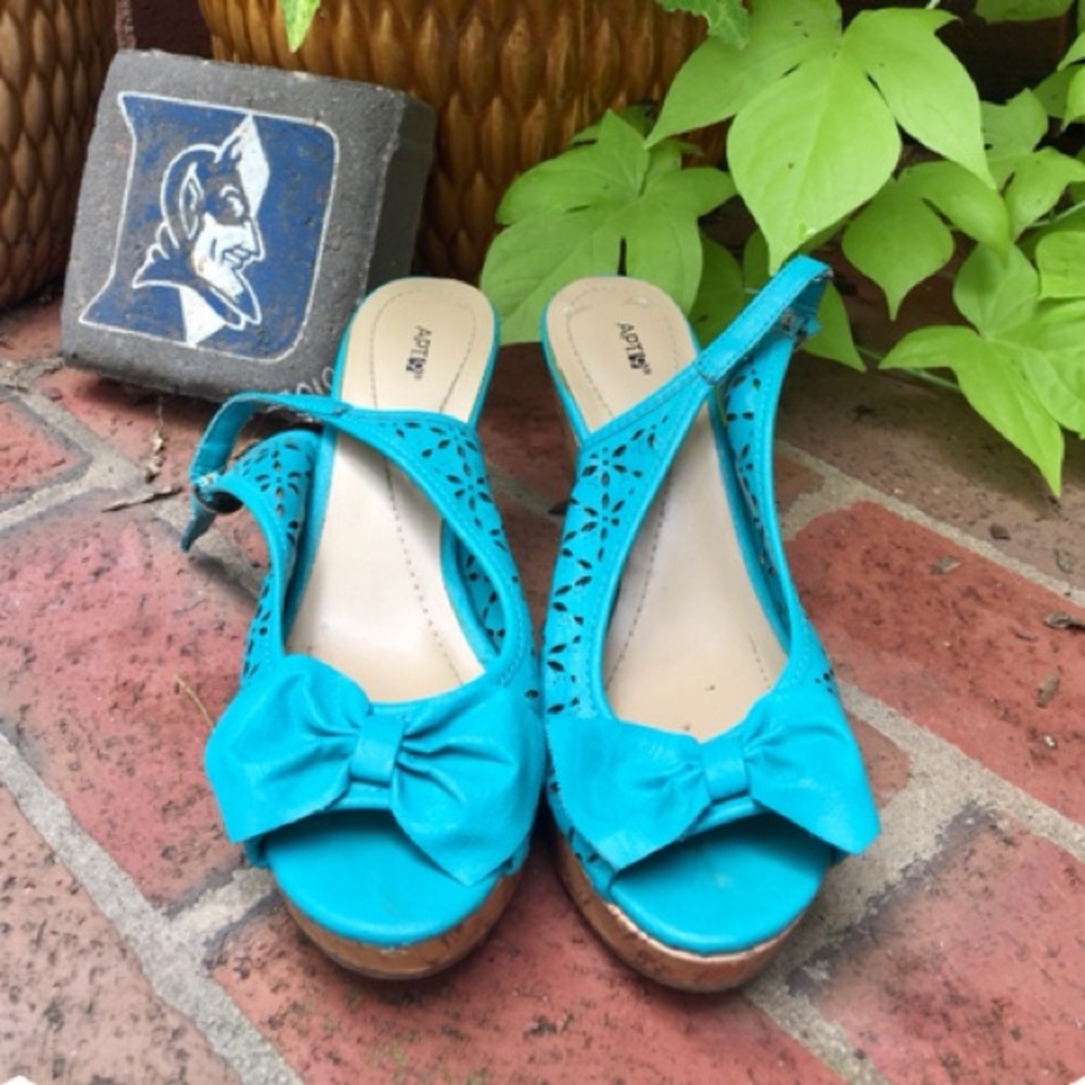 Blue Apt 9 Wedges